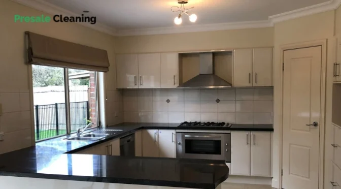How Does Pre-sale Cleaning Cater to High-end Property Listings?